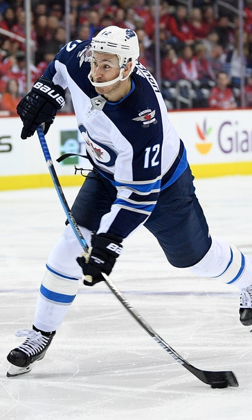 Flyers' 'win-now' offseason continues with Hayes signing
